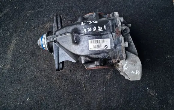 BMW 4 F32 F33 Rear differential 8485723 071805153562003 AC936281