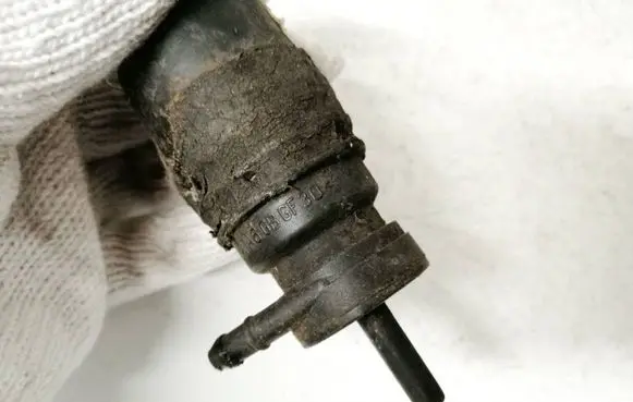 Audi A8 S8 D4 4H Windscreen/windshield washer pump