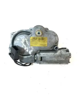 Audi A6 S6 C4 4A Rear window wiper motor 8A9955713