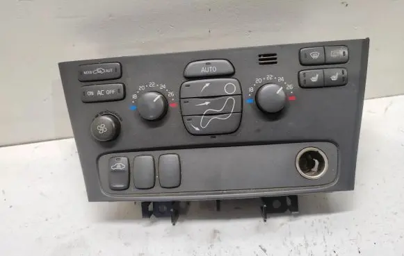 Volvo V70 Climate control unit 9452368 00W39E M6E39900185