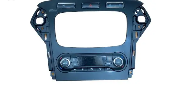 Ford Mondeo MK IV Climate control unit BM2T18C612HB WG4A33504