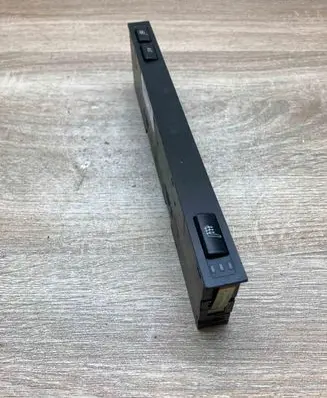 BMW 5 E39 Seat heating switch 8373712 03742027