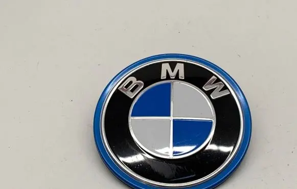 BMW 5 G30 G31 G38 Manufacturer badge logo/emblem 5A24577