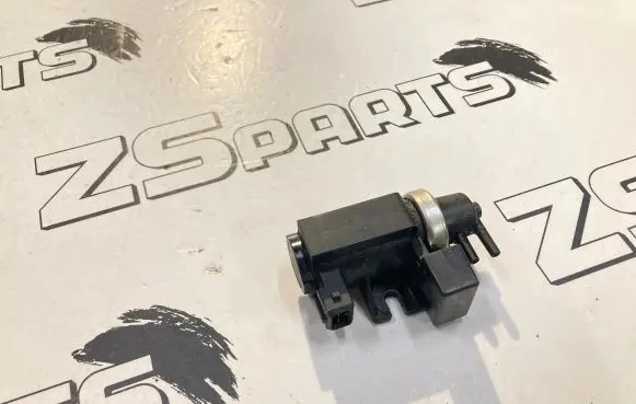 BMW 5 E60 E61 Vacuum valve 2247906 722296
