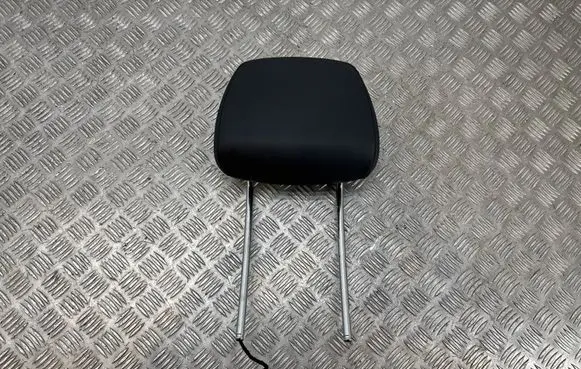 Mercedes-Benz C W204 Front seat headrest
