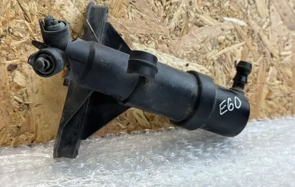 BMW 5 E60 E61 Headlight washer spray nozzle 120703