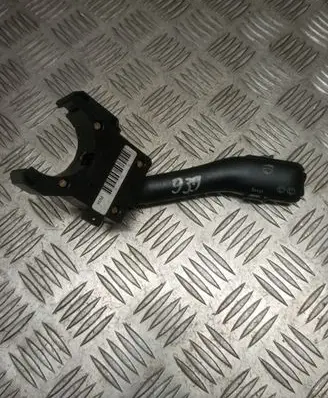 Skoda Fabia Mk1 (6Y) Wiper control stalk 4B0953503H