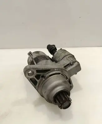 Volkswagen Golf VII Starter motor P0E61440 241129 10019