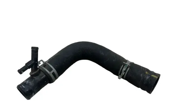 Toyota RAV 4 (XA40) Engine coolant pipe/hose
