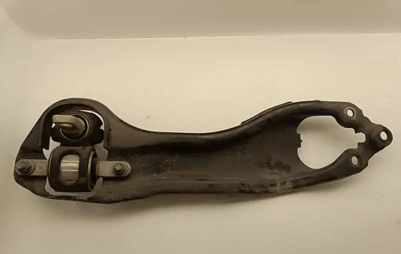 Chrysler Pacifica Rear upper control arm/wishbone 68470299AA