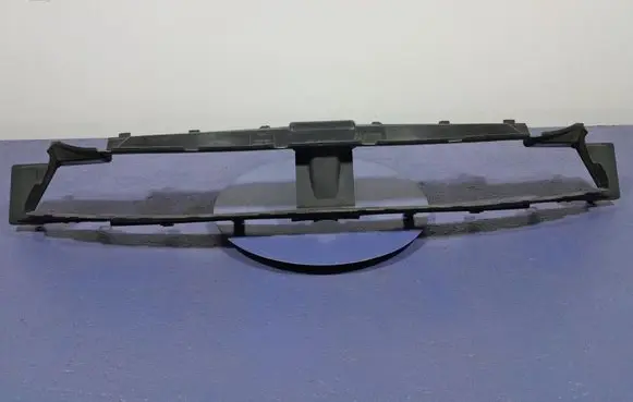 BMW Z4 E85 E86 Intercooler air guide/duct channel 
