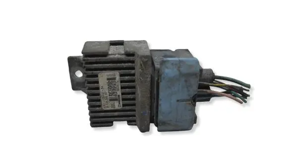 Citroen DS4 Glow plug pre-heat relay 9663824880