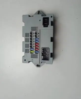 Jaguar XE Fuse module CPLA14Q073AA