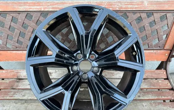 Volkswagen T-Cross R18 alloy rim 