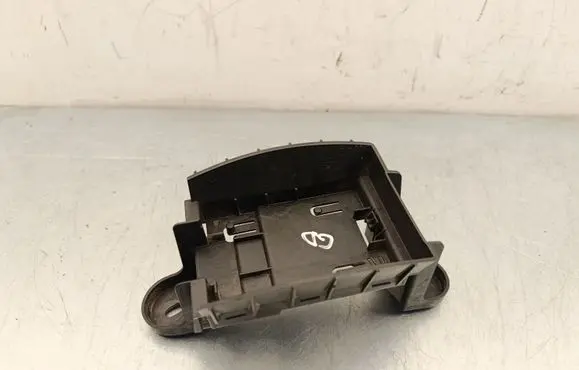 Skoda Enyaq iV Rear bumper mounting bracket 5LE907456