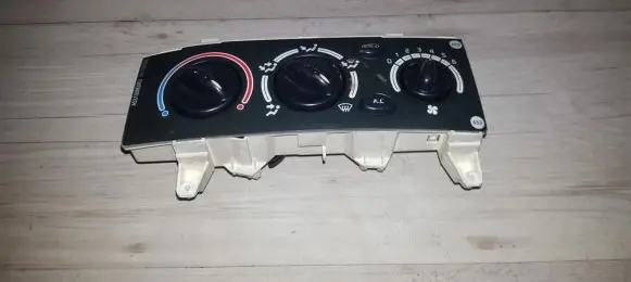 Renault Scenic I Climate control unit 651947u 100886