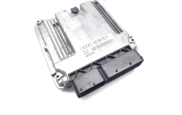 Audi A3 S3 8P Engine control unit/module 03G906016DT 0281011892