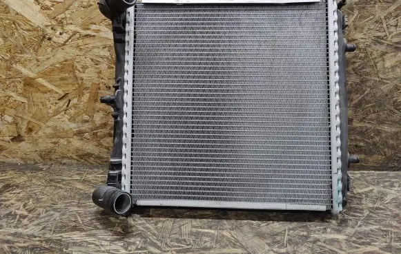 Porsche Boxster 986 Coolant radiator 99000037 8MK376713791