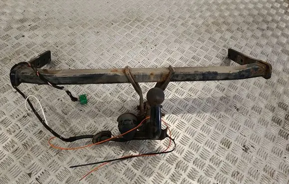 Volvo V70 Detachable towbar 