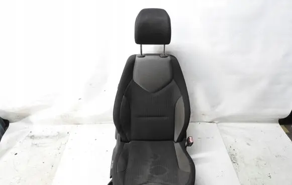 Peugeot 308 Front passenger seat 20DP42
