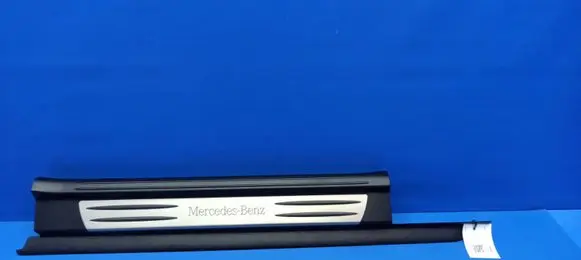 Mercedes-Benz SLK R171 Front sill trim cover 1716800235