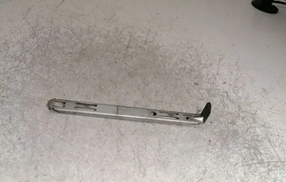 Volvo XC90 Headlight/headlamp mounting bracket 8637182