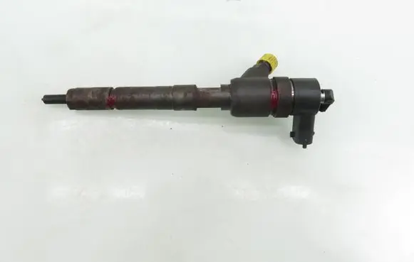 Opel Corsa C Fuel injector 0445110083