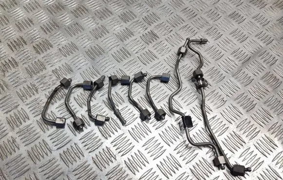 Mercedes-Benz ML W164 Fuel injector supply line/pipe 
