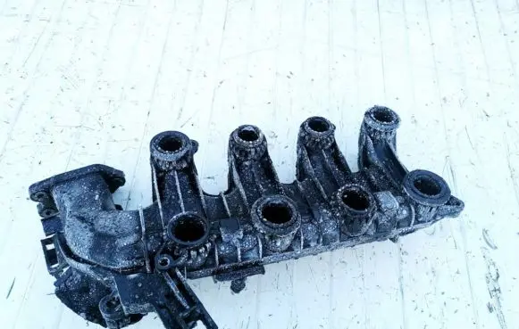 Citroen C5 Intake manifold 9653808680 993390