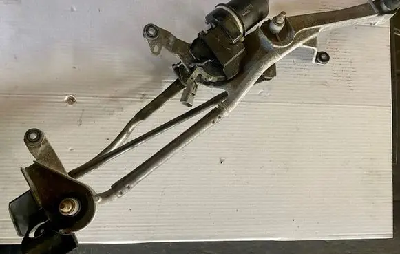 Lexus RX 450H Wiper motor 8511048200 DENS0159200