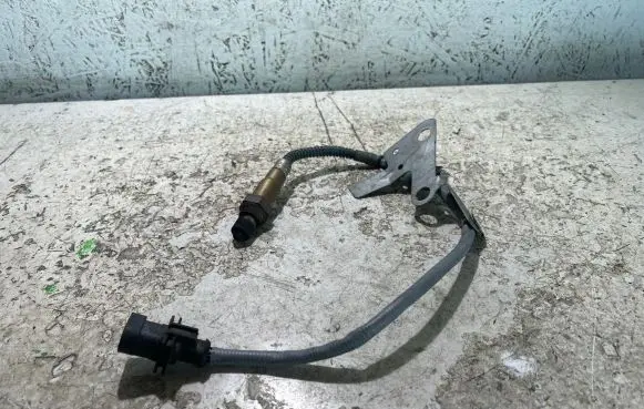 Jaguar XF X260 Lambda probe sensor DX239H472CC 0258017095 659131