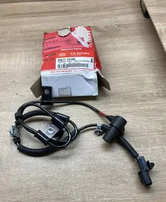 KIA Rio ABS wheel speed sensor 956711G100