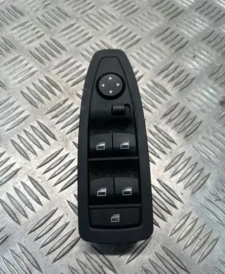 BMW 1 F20 F21 Electric window control switch 9208110