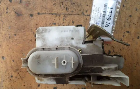 Seat Ibiza II (6k) Rear door lock