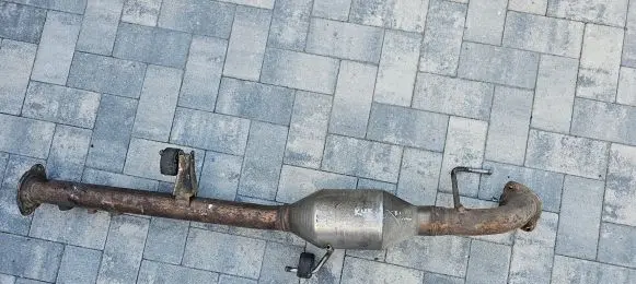 Toyota Land Cruiser (J150) Muffler/silencer 33003