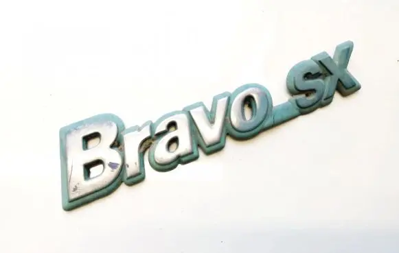 Fiat Bravo - Brava Manufacturer badge logo/emblem 