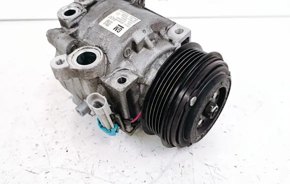 Buick Encore I Air conditioning (A/C) compressor (pump) 42698430 AKT200A446A