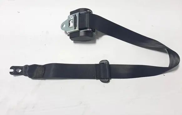 Volkswagen Golf VII Rear seatbelt 5G9857805