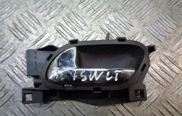 Peugeot 407 Rear door interior handle trim 