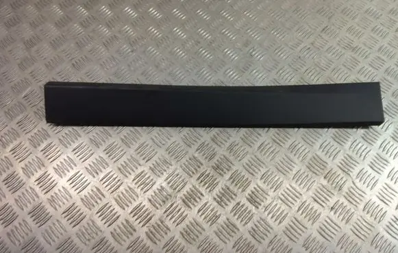 BMW X1 F48 F49 Rear door trim (molding) 7352093