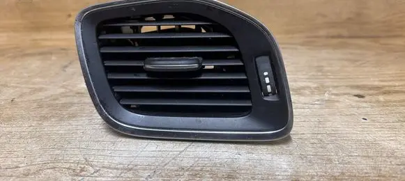 Volvo V40 Dashboard side air vent grill/cover trim 1281852