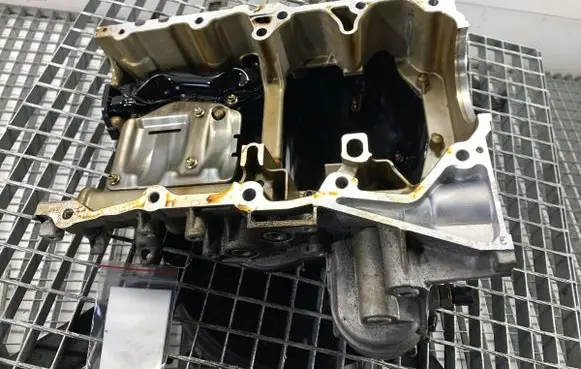Lexus IS III XE30 Oil sump 