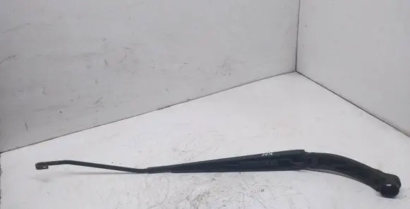 Subaru Outback Front wiper blade arm