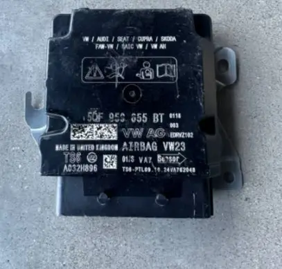 Volkswagen Tiguan Airbag control unit/module 5QF959655BT A032H896