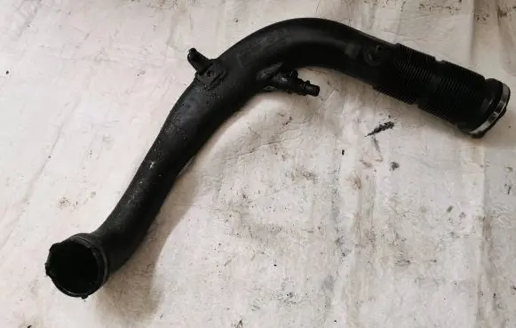 Volvo V50 Intercooler hose/pipe 30741210 10164 U37DA