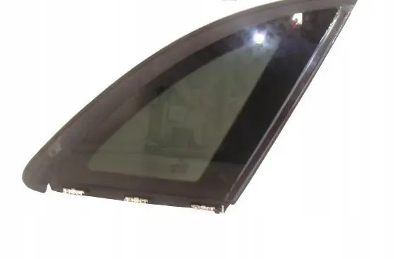 Mercedes-Benz B W246 W242 Front triangle window/glass A2466702400