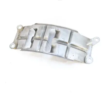 Mercedes-Benz C W205 Other engine bay part A2740142800