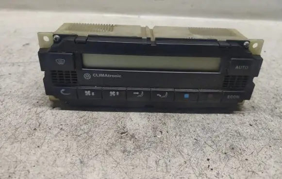 Volkswagen PASSAT B5 Climate control unit 1J1907014 5HB00761700