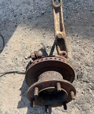 Iveco Daily 4th gen Front wheel hub spindle knuckle