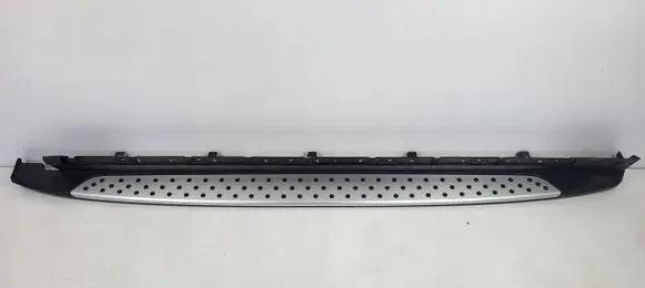 KIA Sorento Side skirt front trim 1240426003 A06F37AC100K